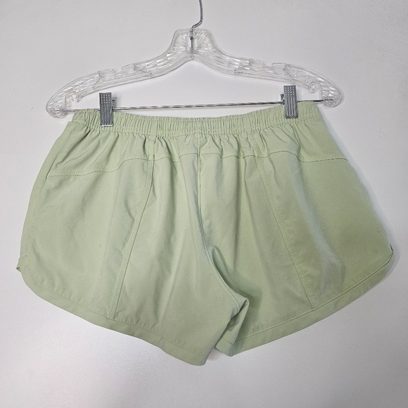 Athleta Womens Stellar Running Shorts lime Green Size Small - Picture 8 of 9